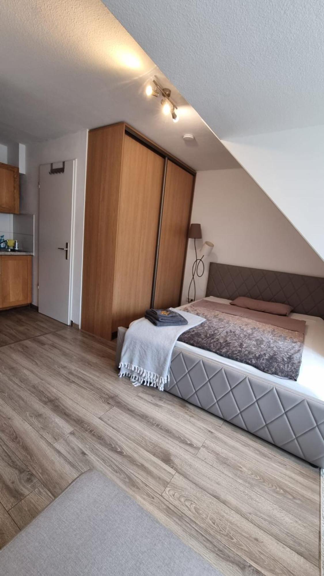 Ferienwohnung "Elsnerstrasse" Νυρεμβέργη Εξωτερικό φωτογραφία